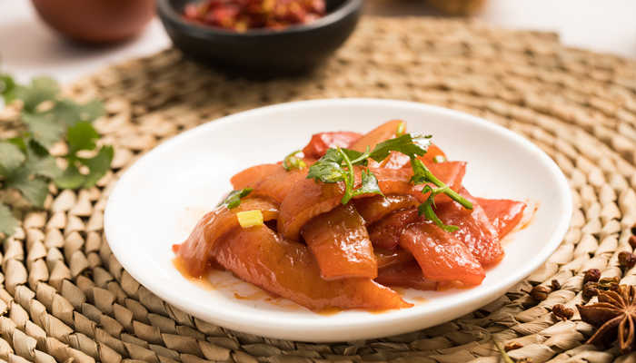 猪皮怎么做好吃 猪皮怎么做好吃又好看