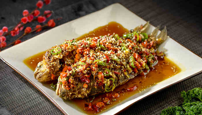 平鱼怎么做好吃 平鱼怎么做才更好吃