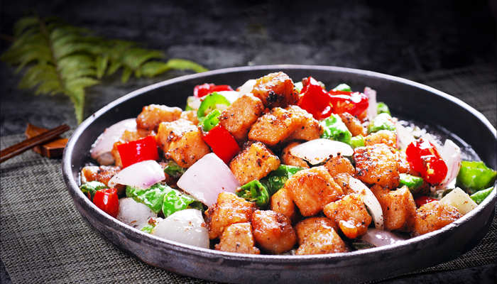 鸡肉可以和什么一起炒 鸡肉可以和什么一起炒着吃