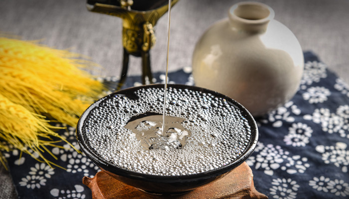 坐火车可以带白酒吗 坐火车可以带白酒吗视频